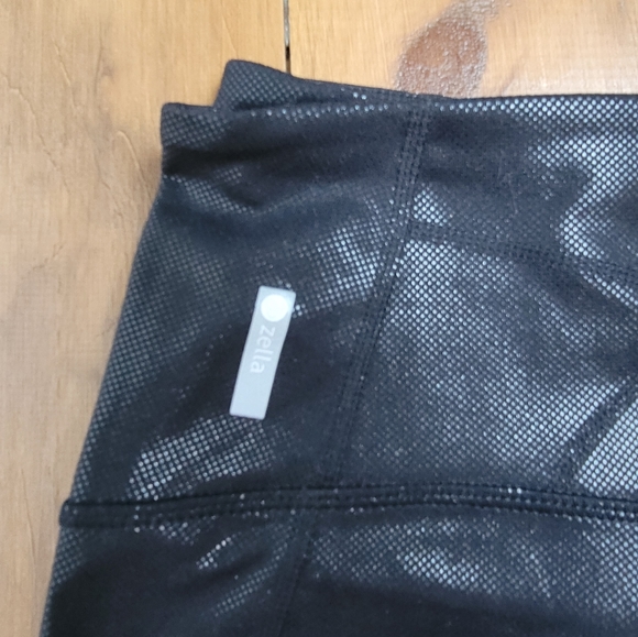 Zella shiny leggings - Picture 4 of 4